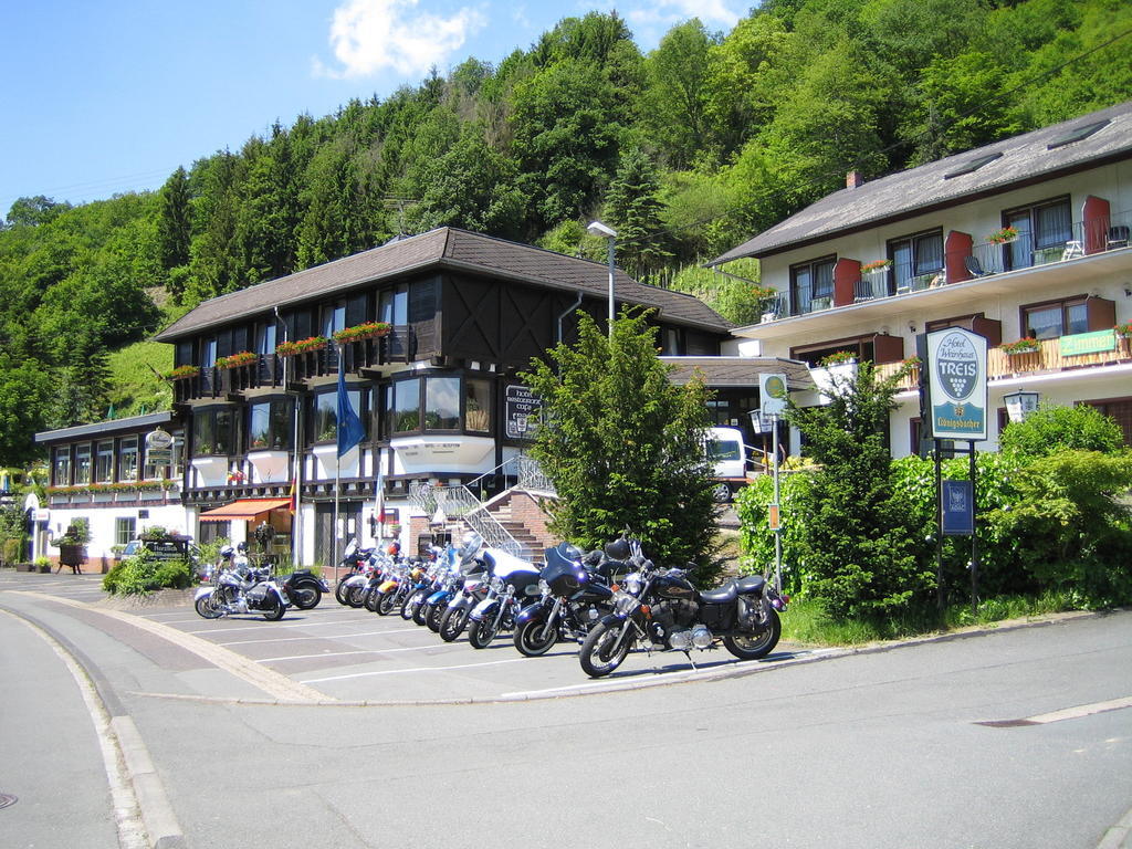 Landhotel Weinhaus Treis Weinaehr Luaran gambar
